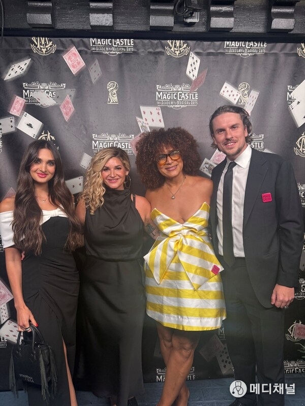 Smashbox Global Team (L-R): Lauren Aja (Associate, International Marketing), Shannon Pirie (Vice President, Global Sales), Lori Taylor Davis (Global Pro Lead Artist), Felix Backhaus (Senior Manager, International Commercial & Marketing)