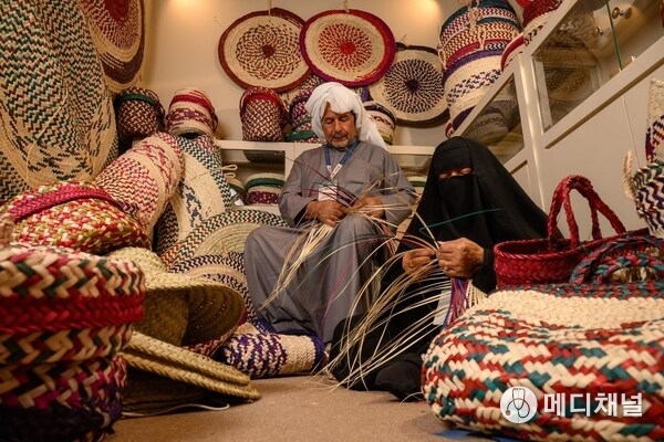 The Saudi International Handicrafts Week “Banan” launches its third edition with broad international participation