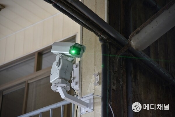 AI Bird repeller can deter the birds, minimize the risk of avian influenza outbreaks.