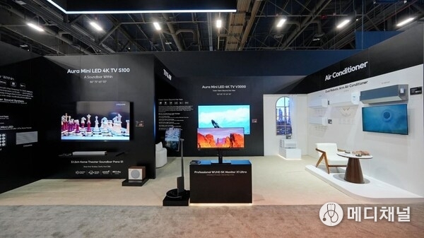 Dreame TV Booth at CES